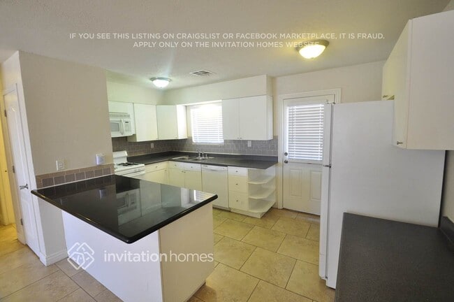 Photo - 2247 W Cortez St