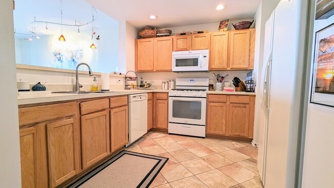 Photo - 440 W Mahogany Ct