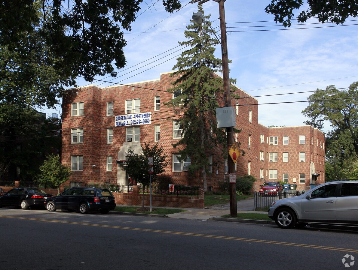 Photo - 5746 Colorado Ave NW