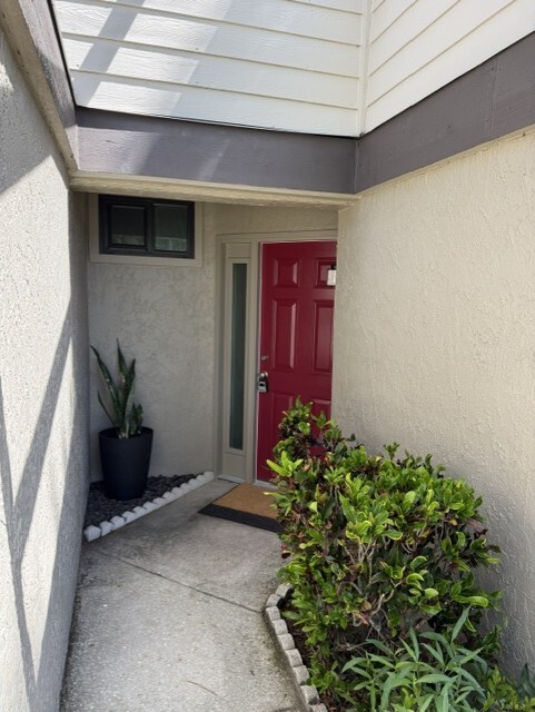 225 Woods Landing Trl