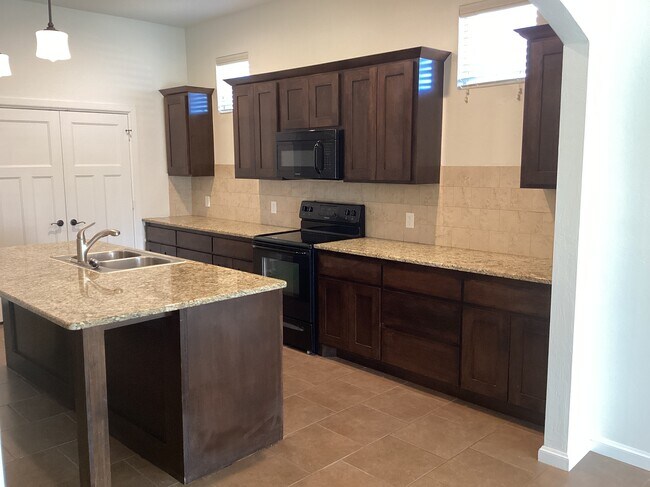 Photo - 11217 NW 102nd St