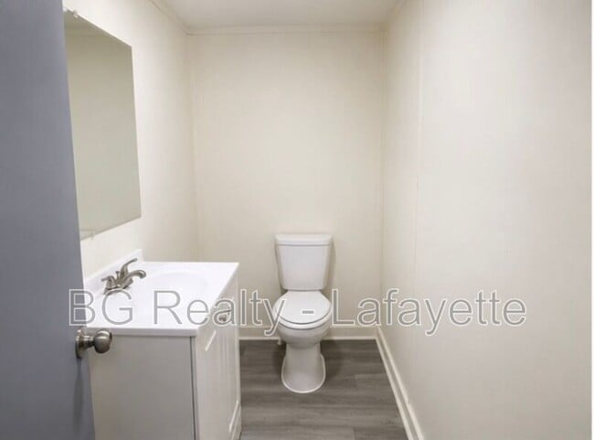 Photo - 1012 Delcambre Rd