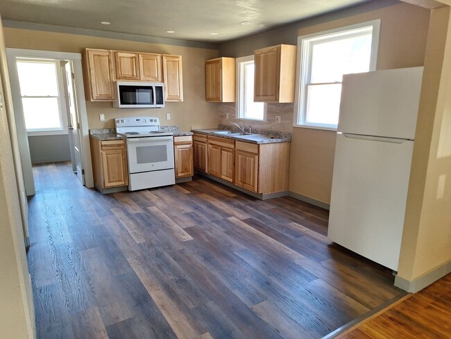 Photo - Charming 2 bed 1 bath home on Westgate