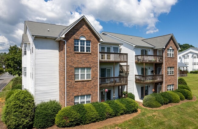 Bradley Hills Apartments