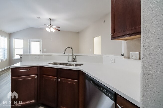 Photo - 8630 W Highlands Crossing