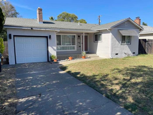 Building Photo - 2005 Joan Way