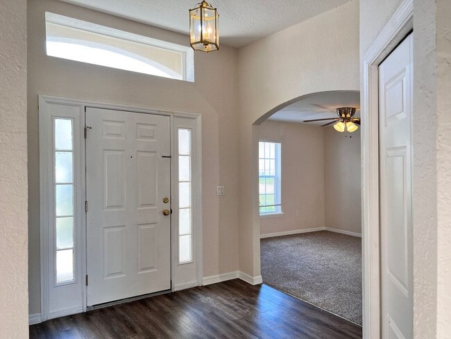 Photo - Spacious Three-Bedroom Home in Savannah Estates