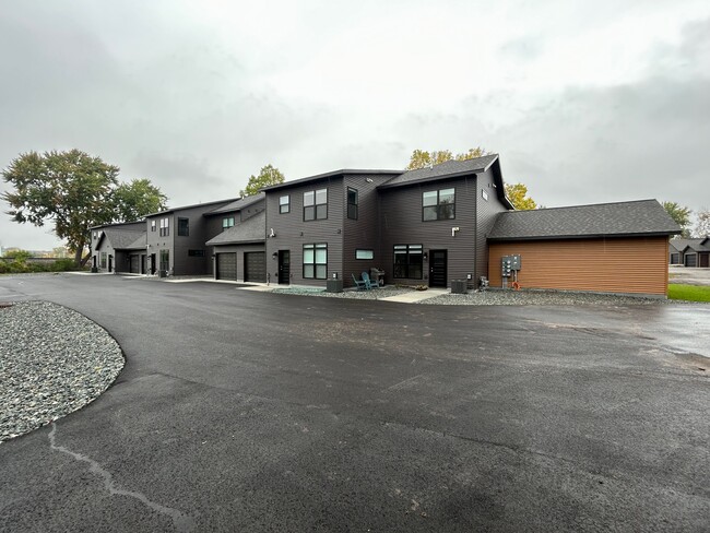 Photo - 103 Short St