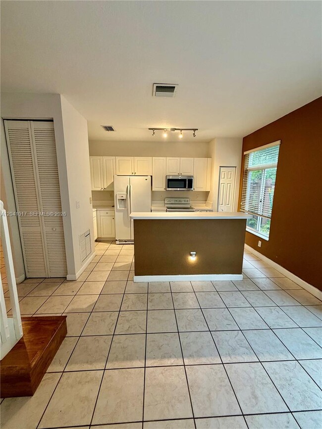 Photo - 5770 NW 113th Pl