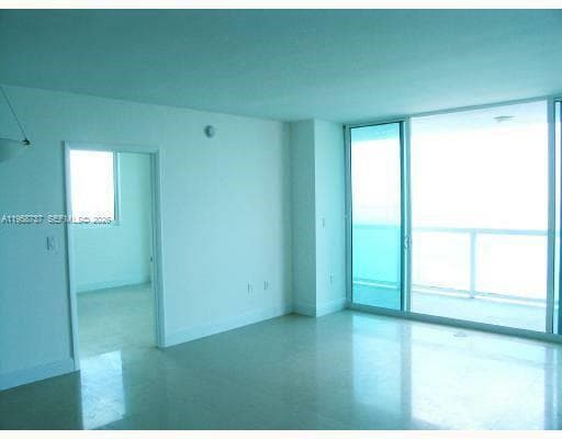 Photo - 1800 N Bayshore Dr Unidad 2409