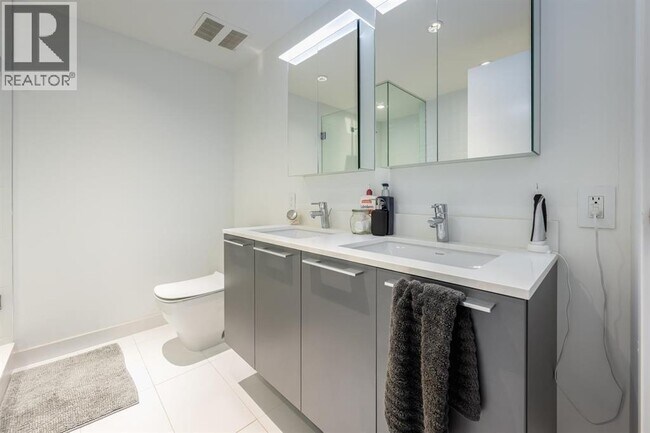 Photo - 2220 Kingsway Unité 18xx