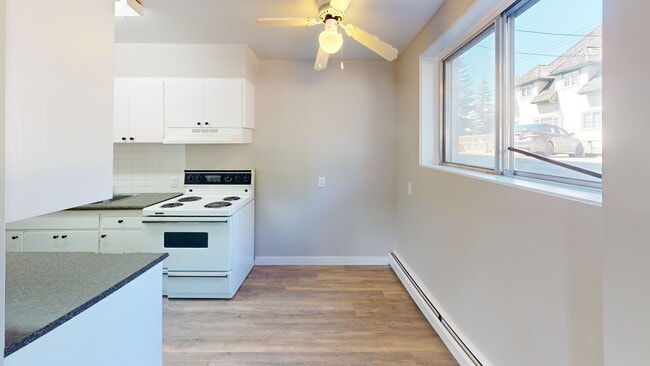 Photo - 9926-9105 105 Ave Unit 104