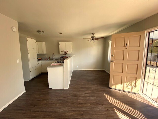 TUSTIN ARMS APARTMENTS