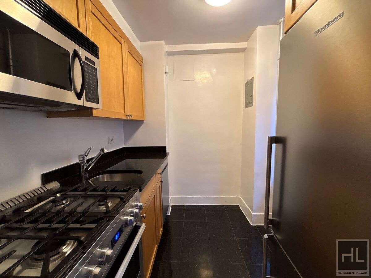 Photo - Christopher Street Unit 4N