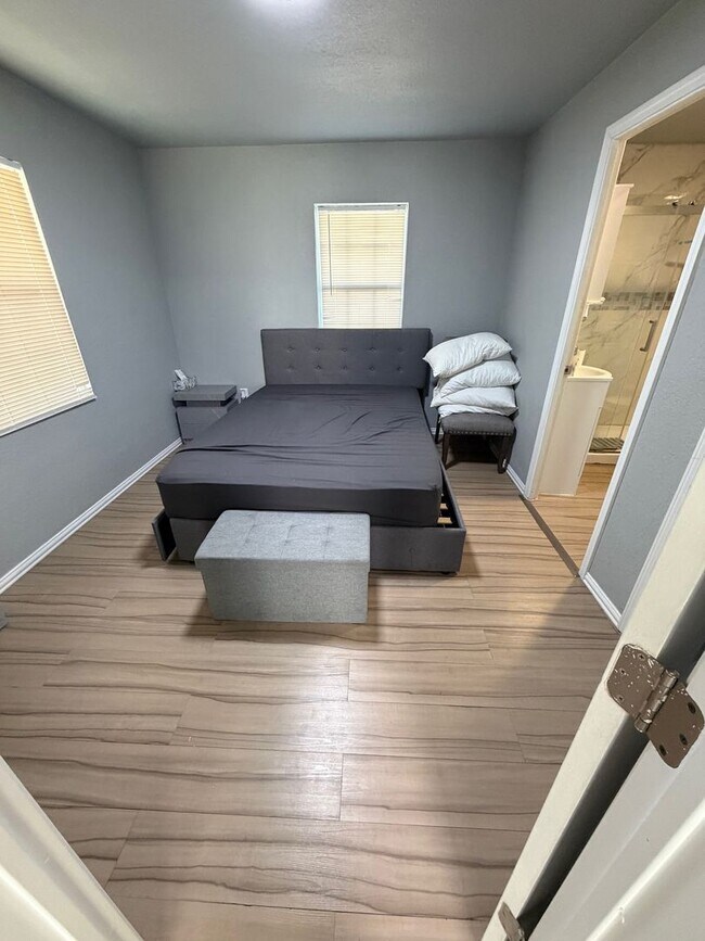 Photo - Come check out this fully furnished (even the dishes are here!) home right off Historic Route 66