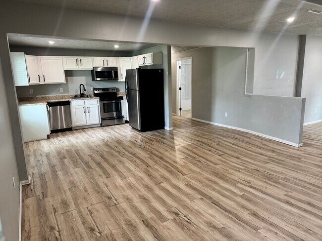 Photo - Madison 7 unit Unit 1527 NW 2nd St #2