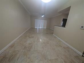 Photo - 2490 Centergate Dr Unidad 105