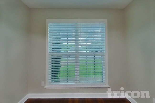 Photo - 2905 Haddox Pl