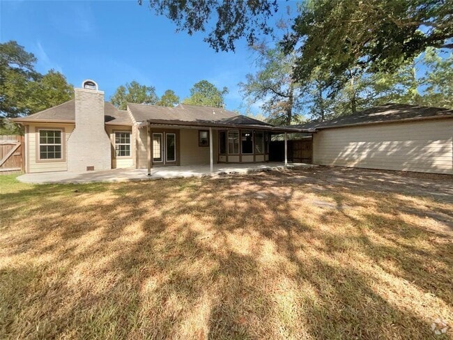Building Photo - 16126 Spinnaker Dr Rental