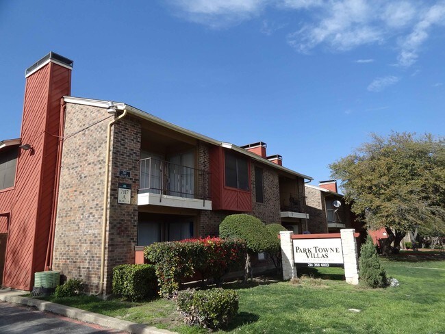 Photo - Echo @ Midtown