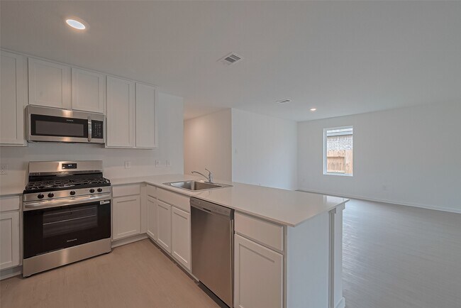 Photo - 28930 Rustic Windmill Wy