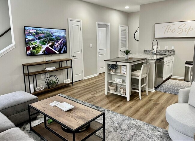 Photo - 518 Olive Branch Way