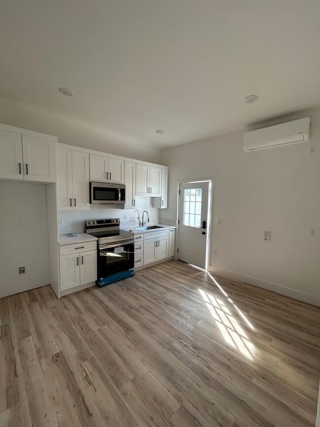 Photo - 9220 E Ave T Unidad 9220  B