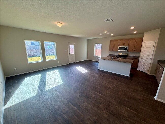 Photo - 117 Rocky View Ln