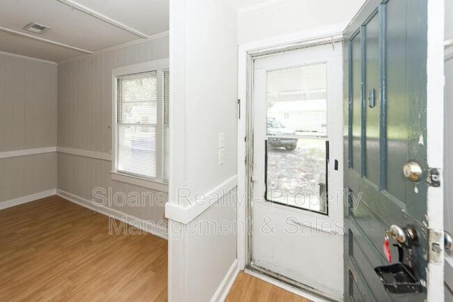Photo - 2212 Townsend Rd