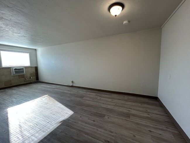 Photo - 928ru Unit 928ru - B