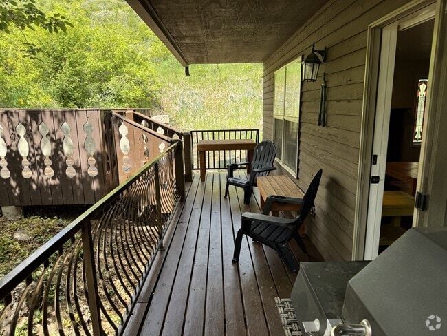 Building Photo - 1041 W Grindelwald Ct Rental