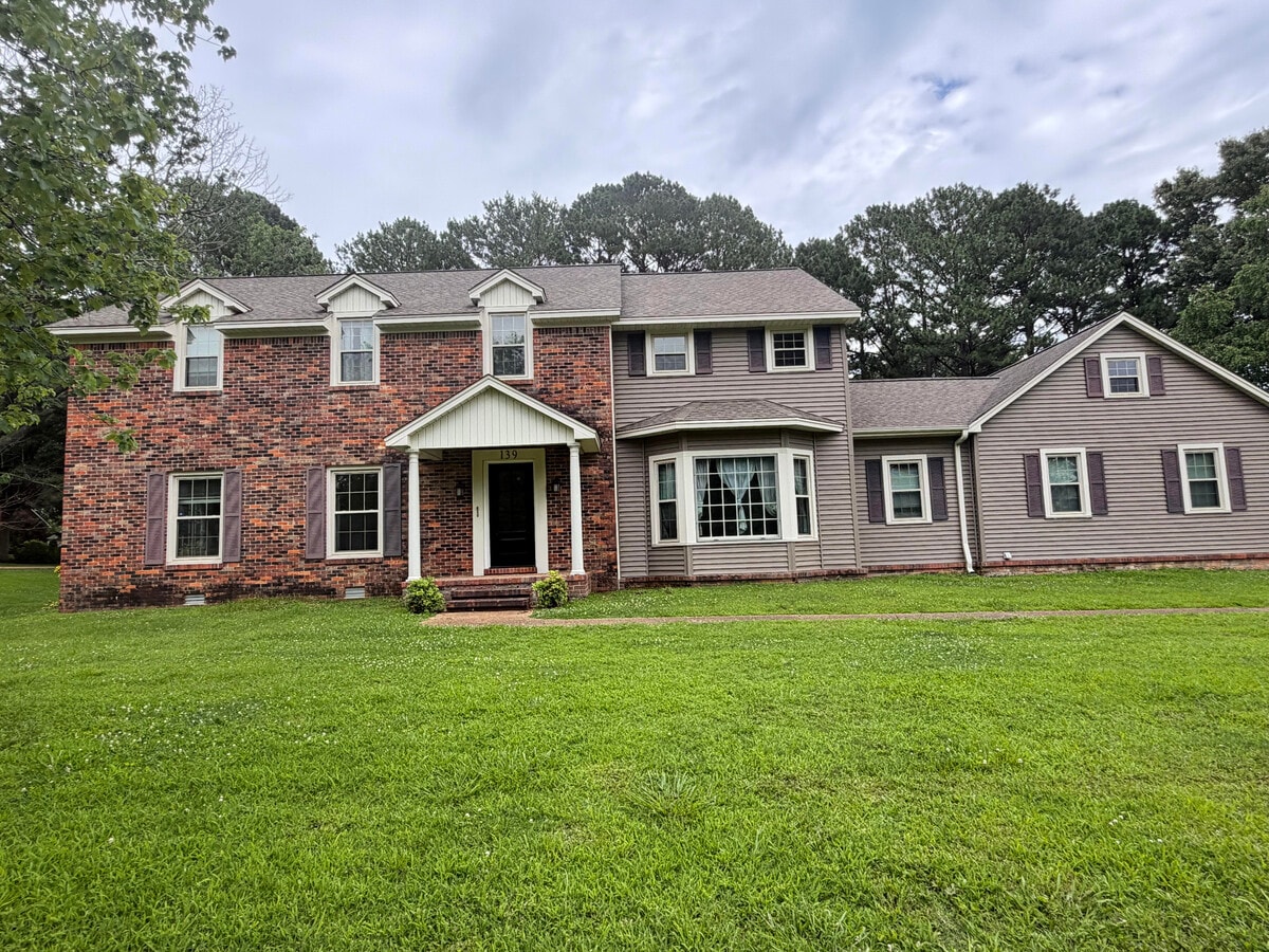 Photo - 139 Mockingbird Ln