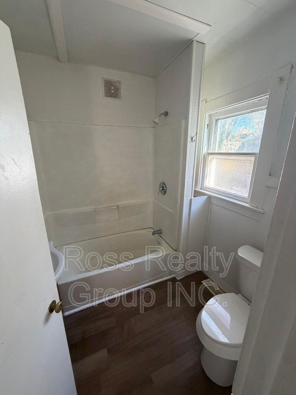 Photo - 1808 Bigelow St