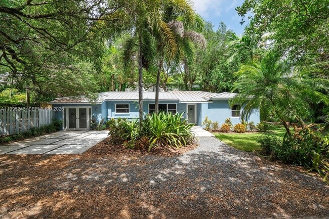 Photo - 2951 Jefferson St