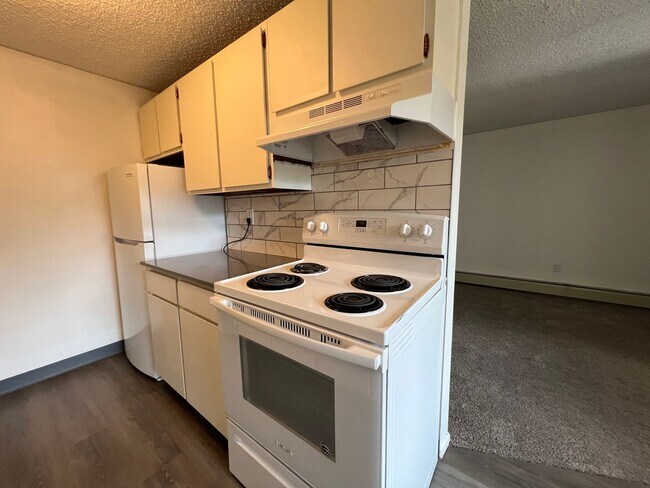 Photo - 10th Street Square Apartments Unit 10th375