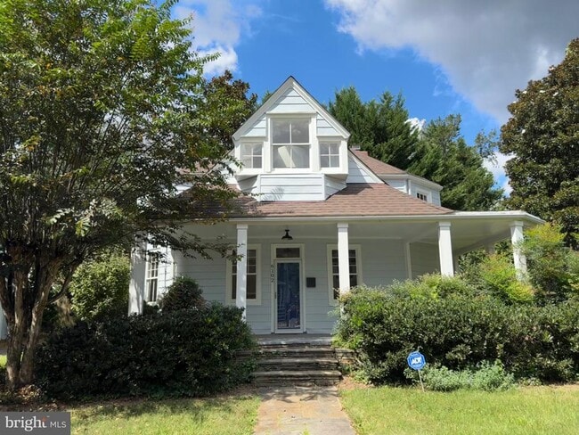 Building Photo - 6102 Princeton Ave Rental