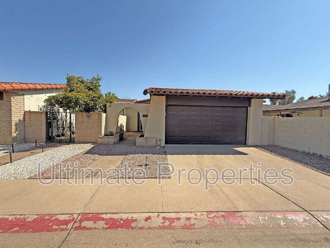 Photo - 1021 W Mission Ln