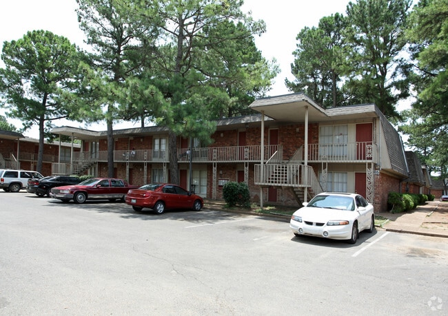 Photo - Cedar Creek Apartments