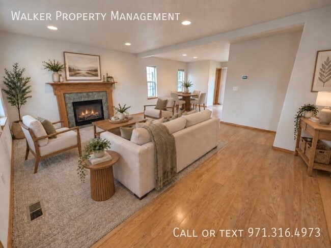 709 Ella Ct