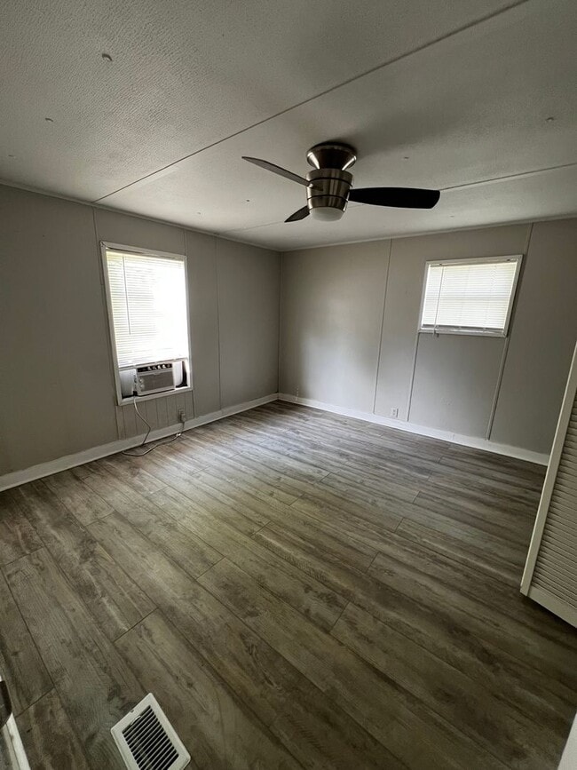 Photo - Commerce Park North Unit 3