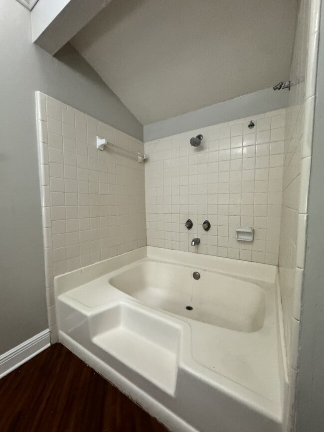 Photo - 1211 Stone Green Ct