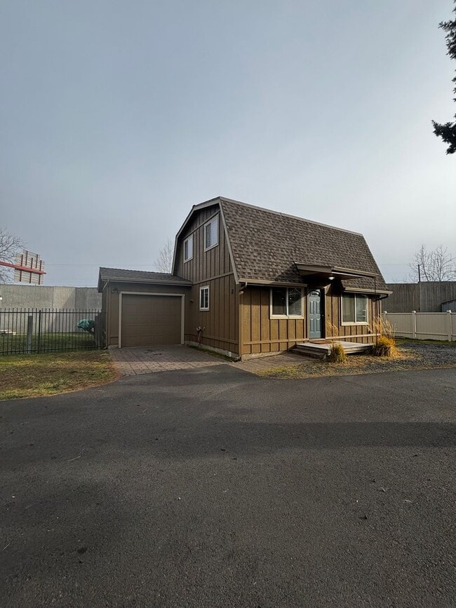 Photo - cle11 Unit B