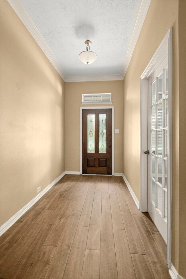 Photo - 19830 Broadhead Manor Dr