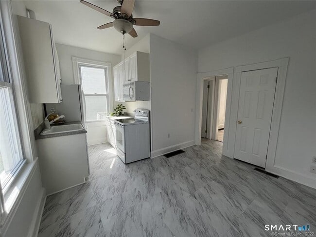 Photo - 3 Betts Pl Unit 2