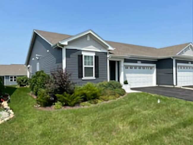 Photo - 325 Sussex Ln Townhome