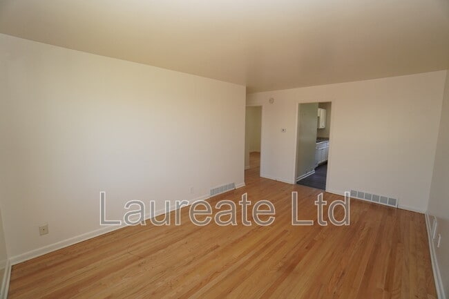 Photo - 4475 E Yale Ave