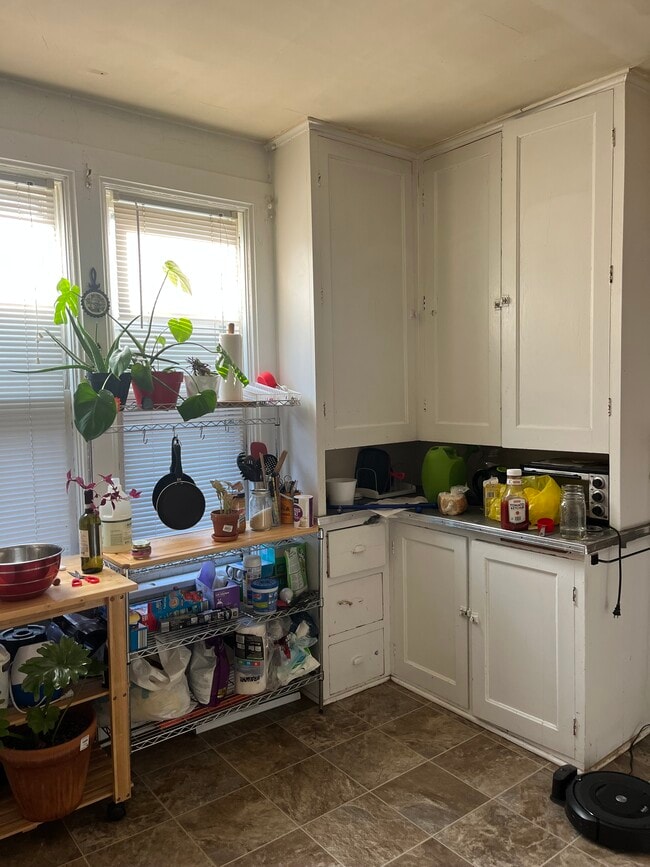 Photo - 217 N Livingston St