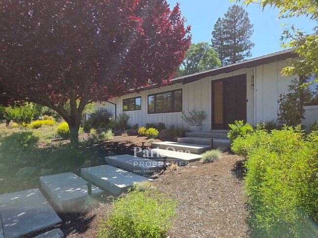 Building Photo - Amazing one of a kind home in the Heart of Walnut Creek