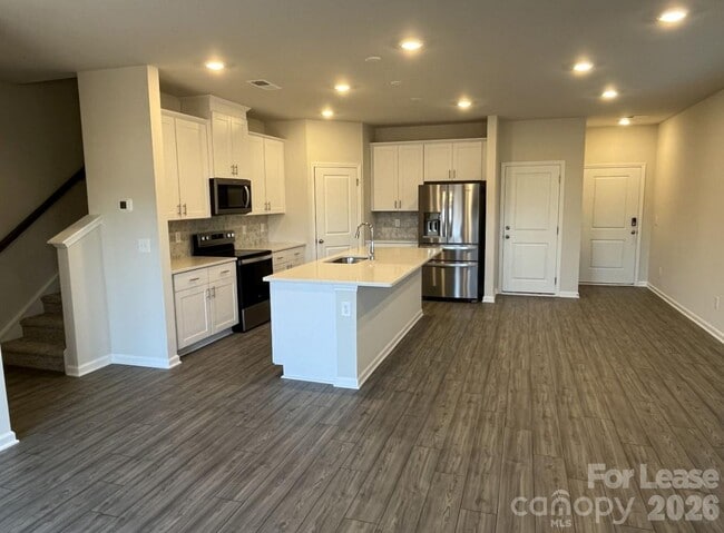 Photo - 5173 Brailey Cir