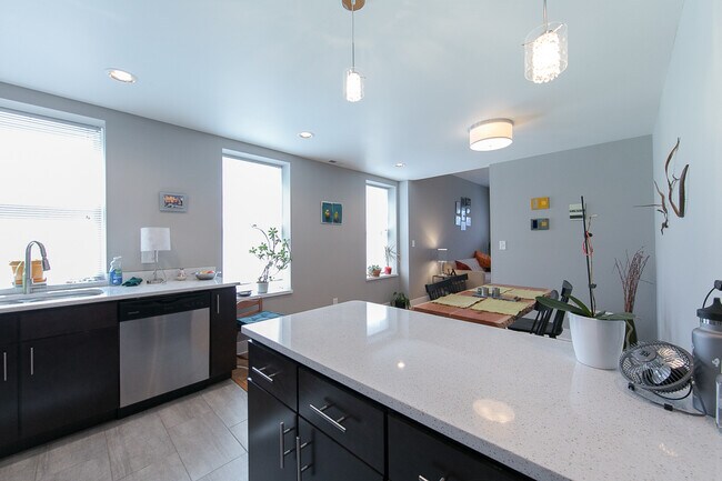 Photo - 1301 N Alabama St